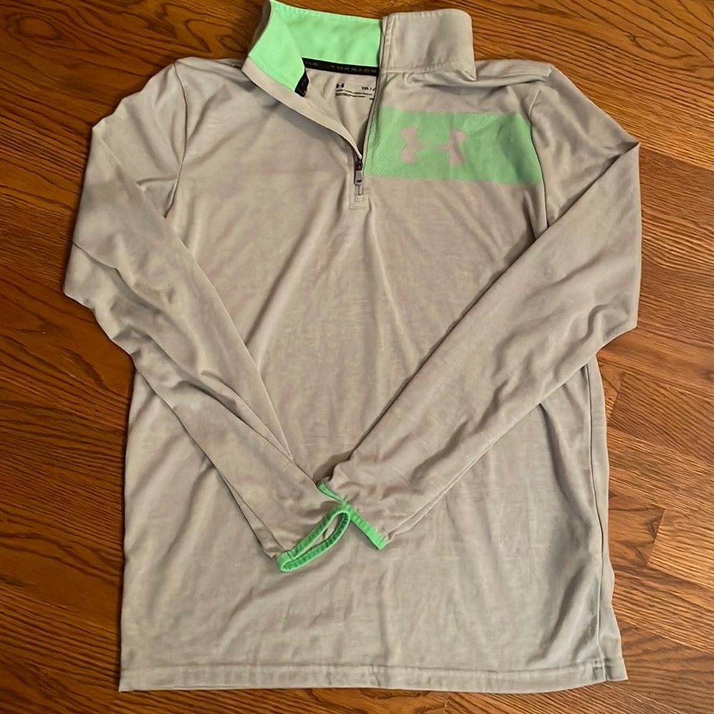 Under Armour 3/4 zip Pullover - loose heat gear  - YXL
